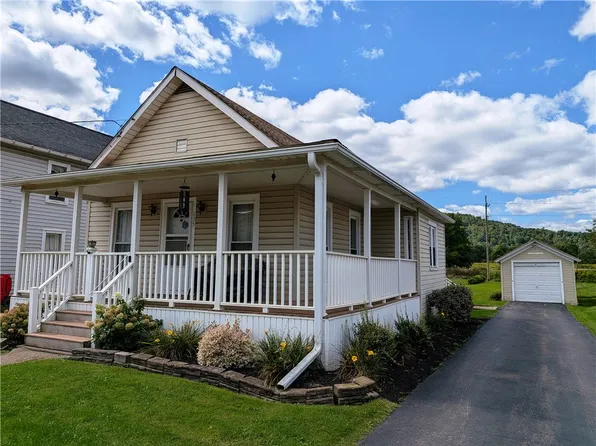 135 Main St, Eldred, PA 16731