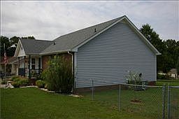 2nd image of 1309 Hand Dr