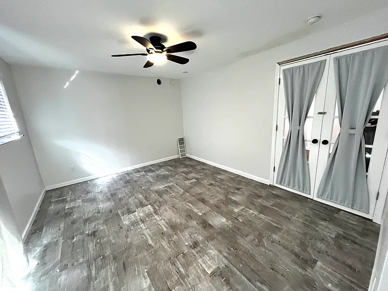 860 Derbyshire Rd — Photo 7