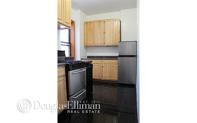 Rented by Douglas Elliman | media 25