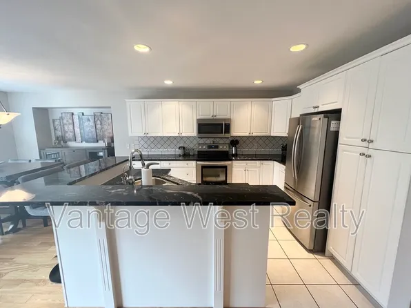 3425 E Boundary Rd Unit 7, West Kelowna, BC V4T 2W6