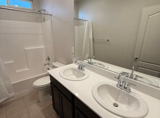 351 Sacramento St, Lathrop, CA 95330