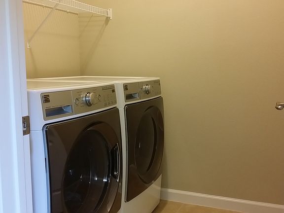 4th image of 166 Redondo Dr