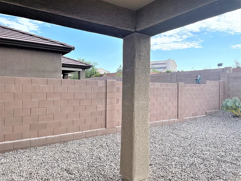9450 N Andrina Dr — Photo 51