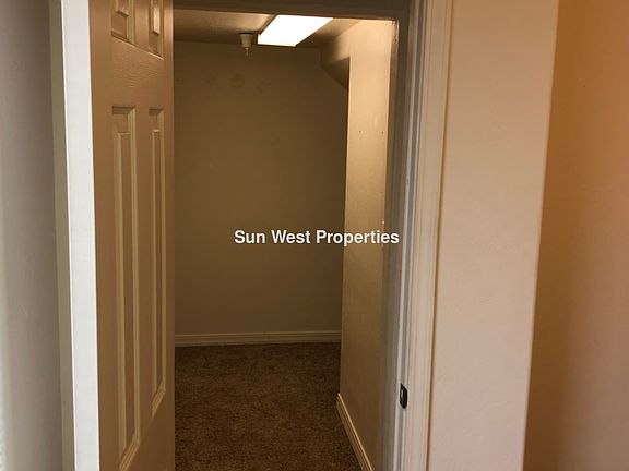 5th image of 3896 N Butler Ave Unit 206