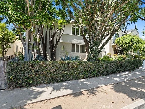 3rd image of 1646 Berkeley St