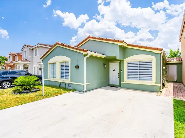 16610 SW 97th Ter, Miami, FL 33196
