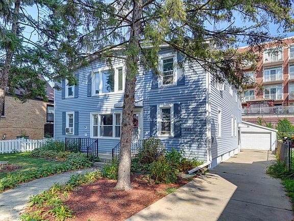 3rd image of 3635 N Oconto Ave