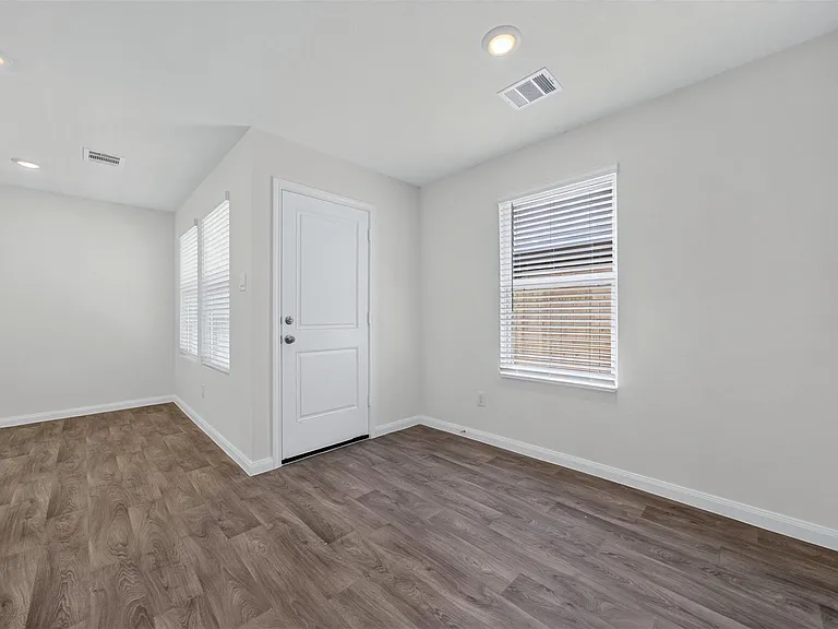 11943 Detar Ct — Photo 14