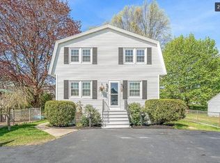 71 S Wilder St, Lowell, MA 01851