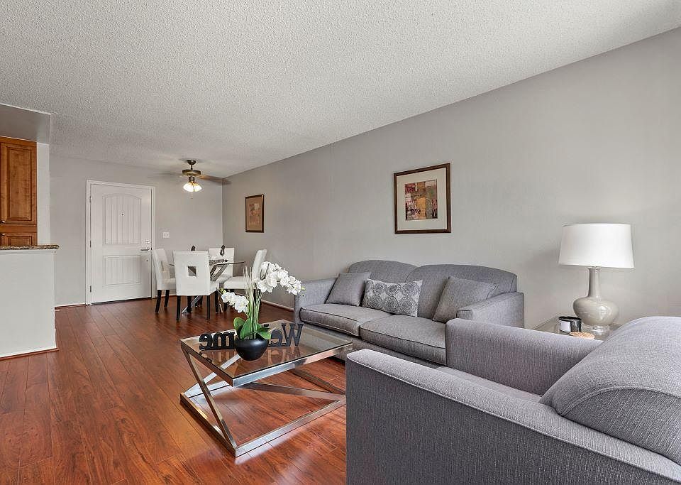1st image of 11265 Morrison St #65-215