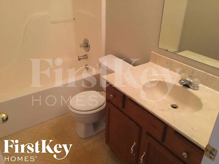 10729 Newgate Ln — Photo 10