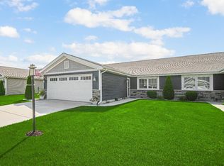 13828 Breakwater Ln, Cedar Lake, IN 46303