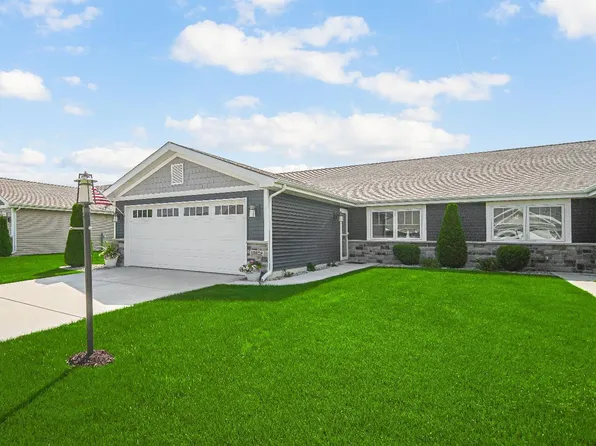 13828 Breakwater Ln, Cedar Lake, IN 46303