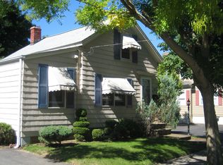 30 Lawn St, Providence, RI 02908