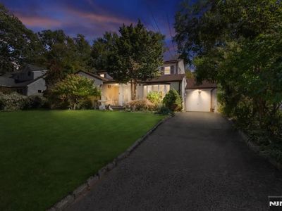 766 7th Ave, River Edge, NJ, 07661