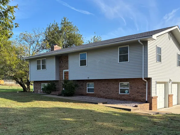 1809 Osage Orange Rd, Joplin, MO 64801