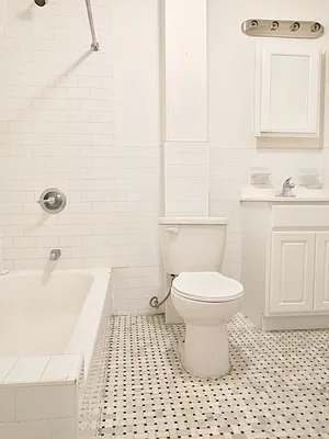 Rented by Zjama Realty Corp | media 15