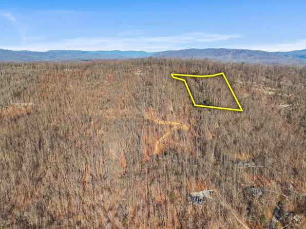 167 Eagle View Ln, Jacksboro, TN 37757