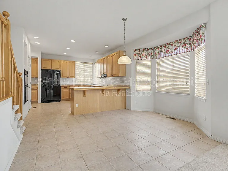 11081 Independence Cir W — Photo 5