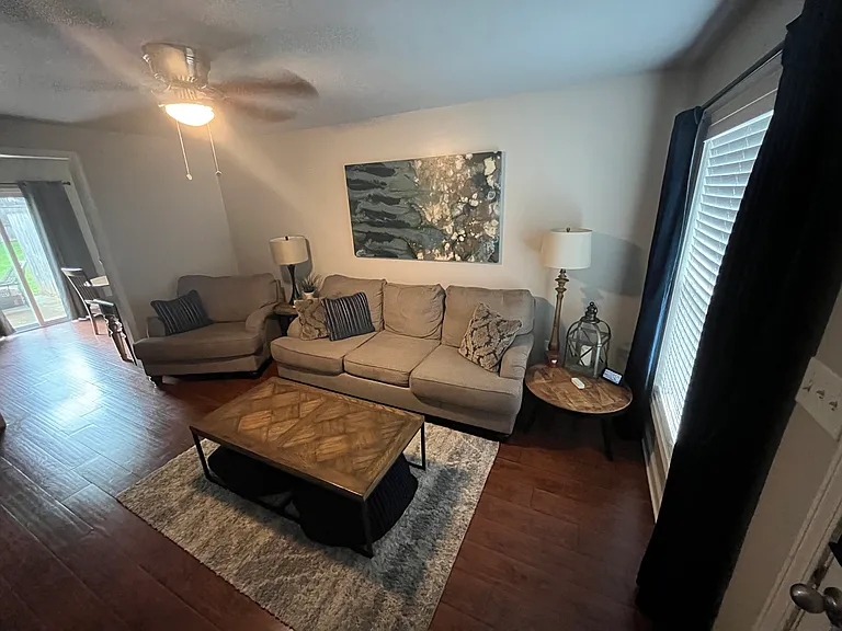 1800 Berryhill Rd #1 — Photo 4