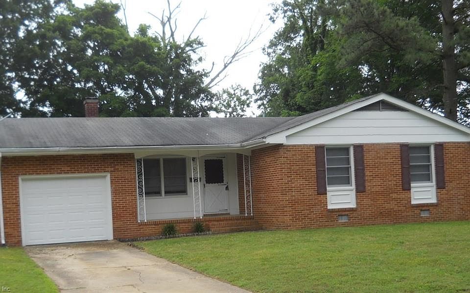 1st image of 29 Sandra Dr