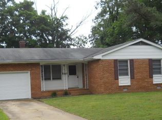 29 Sandra Dr, Newport News, VA 23608