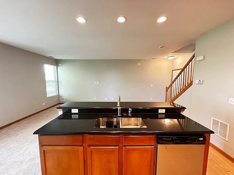 24252 Leski Ln — Photo 10