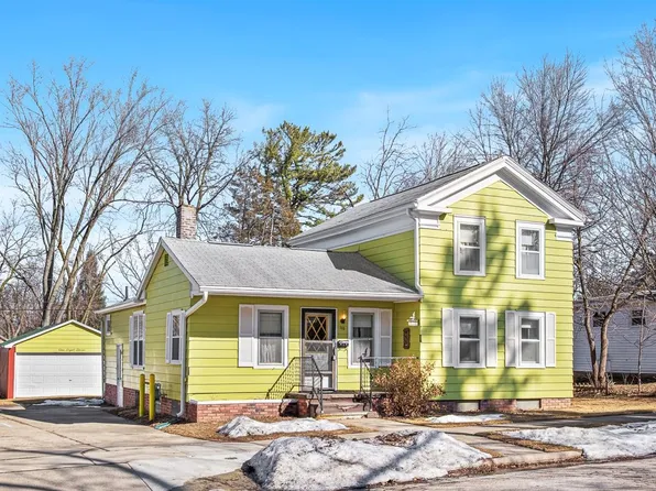 183 W Moore St, Berlin, WI 54923