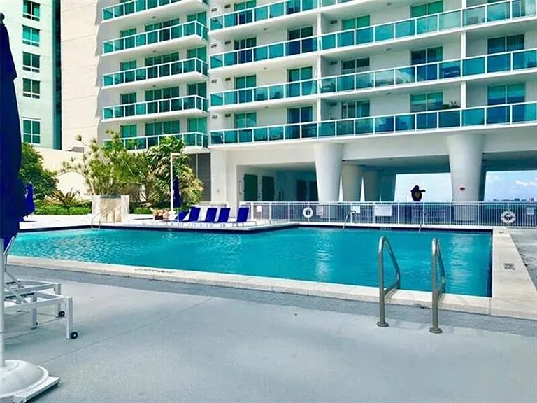1800 N Bayshore Dr #1610 — Photo 29