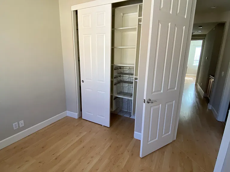 150 Holly Ter — Photo 20