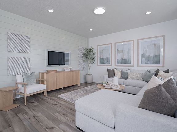 7th image of this home