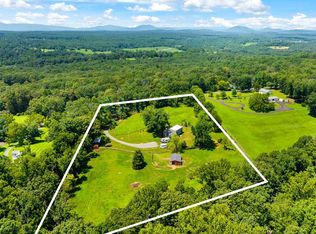 9467 Old Waterloo Rd, Warrenton, VA 20186