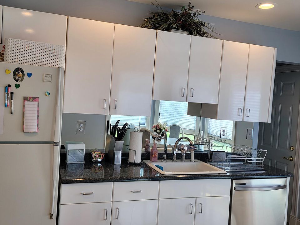 442 China Rd Sayville NY Zillow