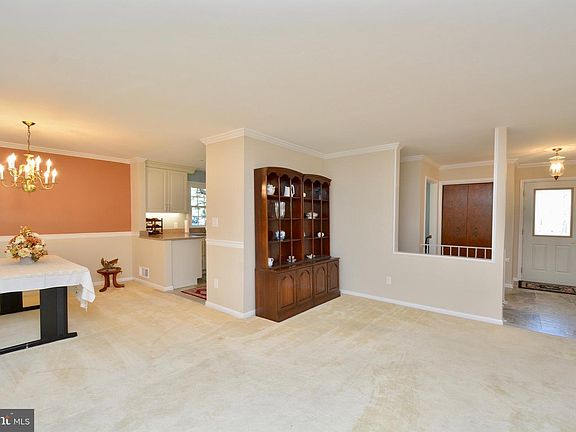 4th image of 7231 Brookcrest Pl