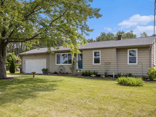 1602 McCann Rd, Hastings, MI 49058