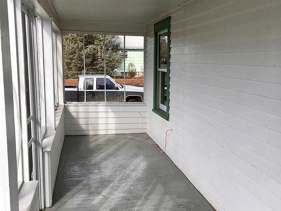 2nd image of 202 E Bell Ave