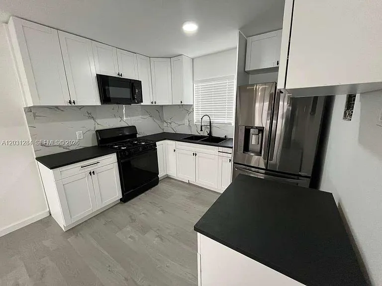 316 Surfside Blvd #2 — Photo 3