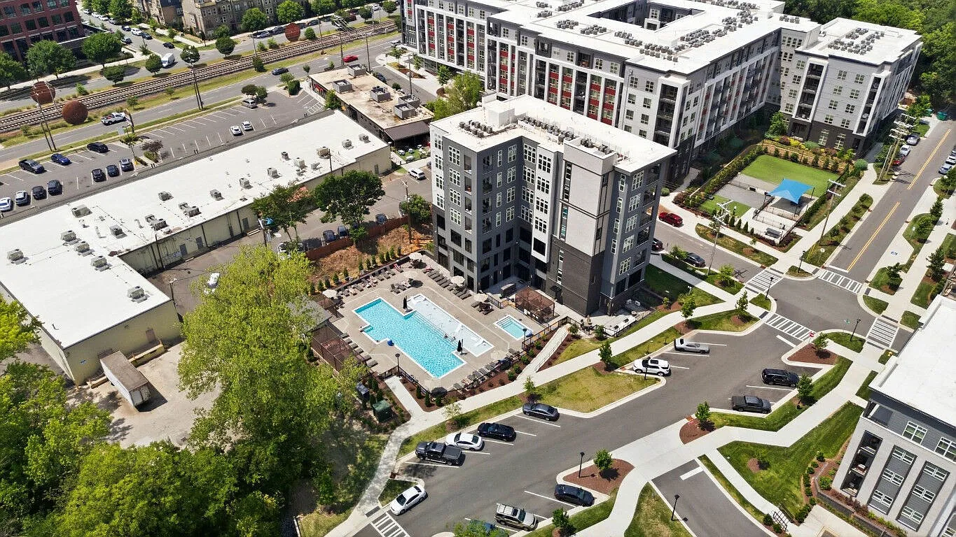 The Sloan at LoSo — Photo 1