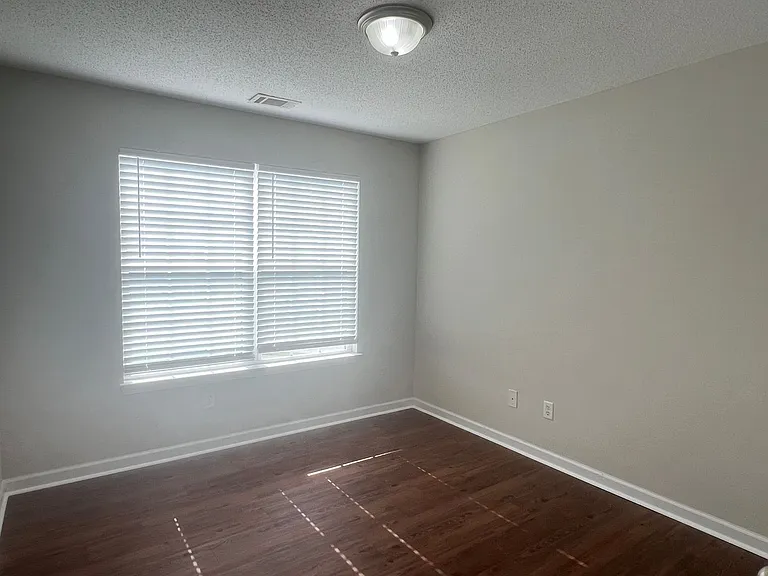 401 Timberwind Dr — Photo 28