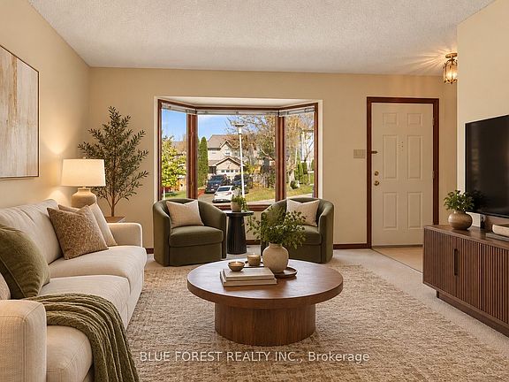 4th image of 39 Gerald Cres