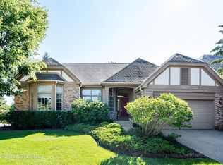 12 Cypress Ct, Lake In The Hills, IL 60156