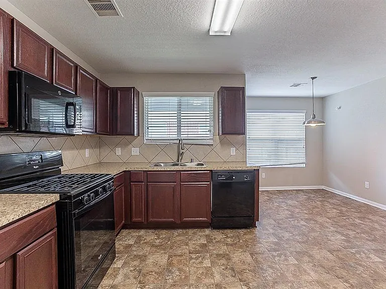 3039 Upland Spring Trce — Photo 6