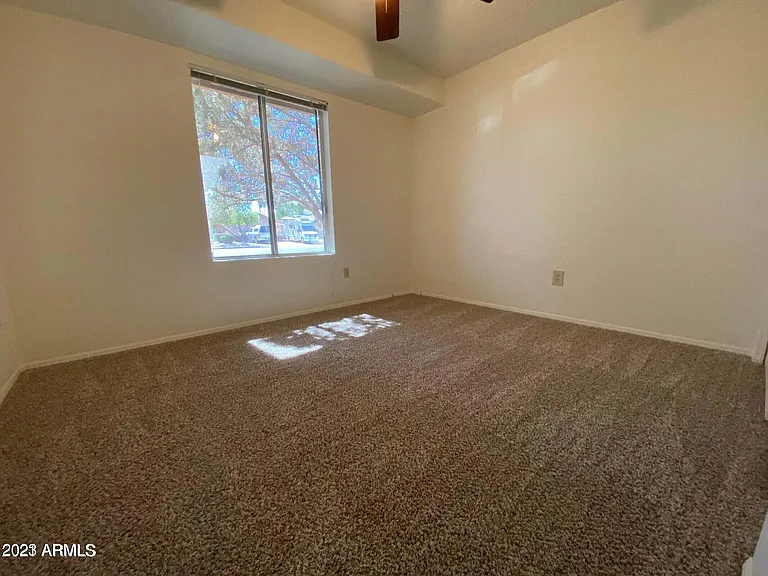1913 N Bullmoose Dr — Photo 17