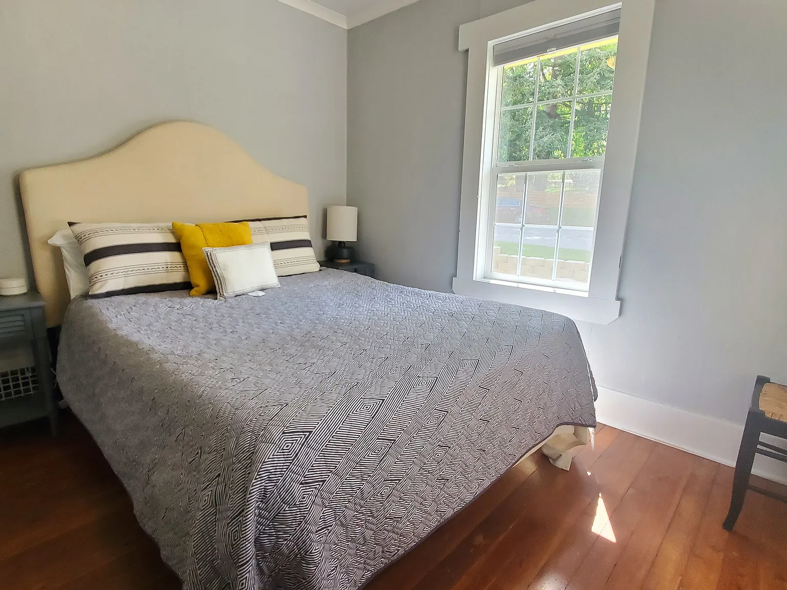2 bed, 996 sqft, $2,000 — Photo 4