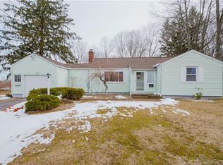 736 Matianuck Ave, Windsor, CT 06095