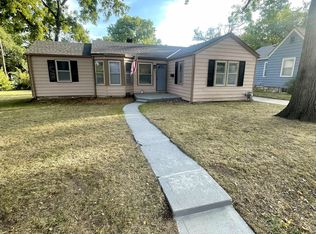 6003 W 53rd Ter, Mission, KS 66202