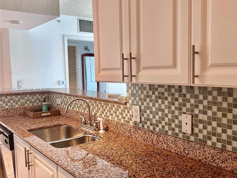 1155 Brickell Bay Dr #3405 — Photo 8