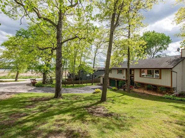 7746 242nd AVENUE, Salem, WI 53168