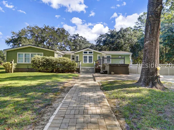 1566 Driggers Lane, Ridgeland, SC 29936